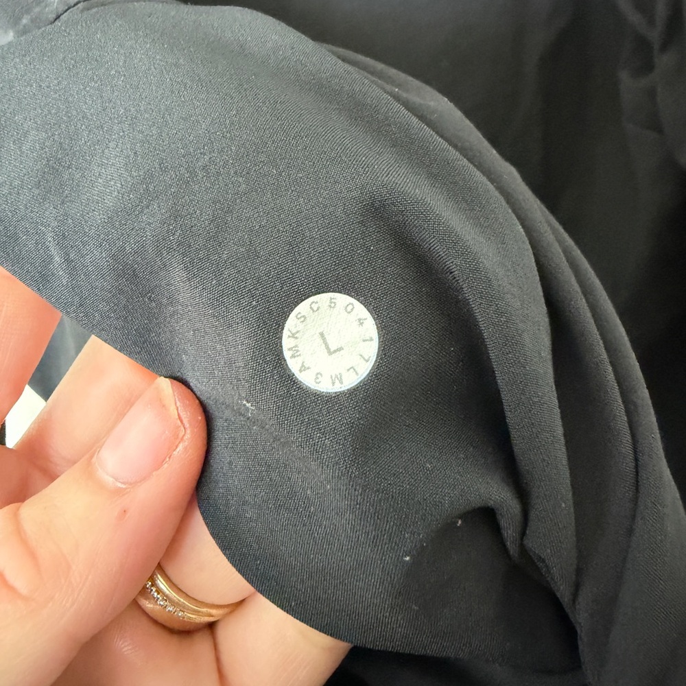 Lululemon Chill Motion Pullover - image 5